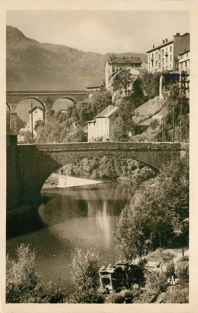 ST-CLAUDE - O Pont de Avignon — Bilhete postal antigo — (51) « Real-Photo » - Frente