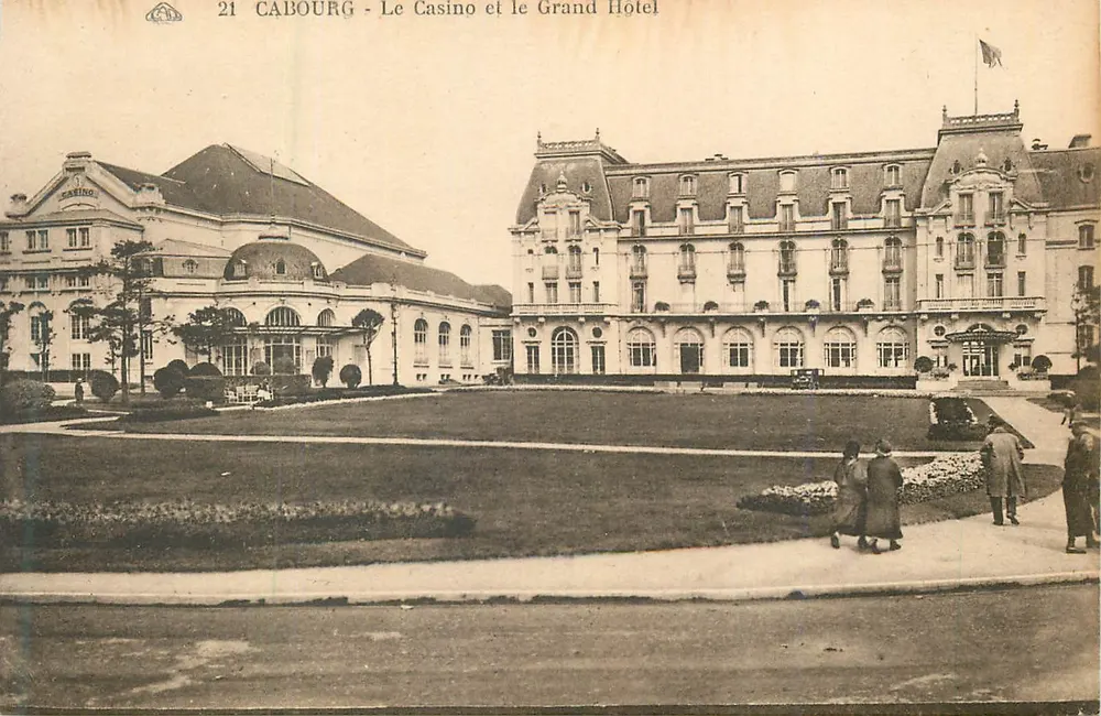Cabourg - Das Casino und das Grand Hôtel — Verlag: 1re Alsaceienne des Arts Photomécaniques, Straßburg - Vorderseite