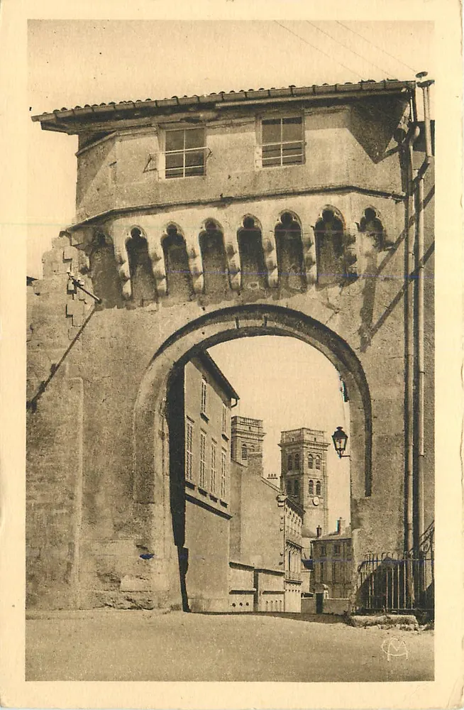 Verdun — Porte Châtel ou Porte Champenoise — Édition d'Art Verdun - Recto