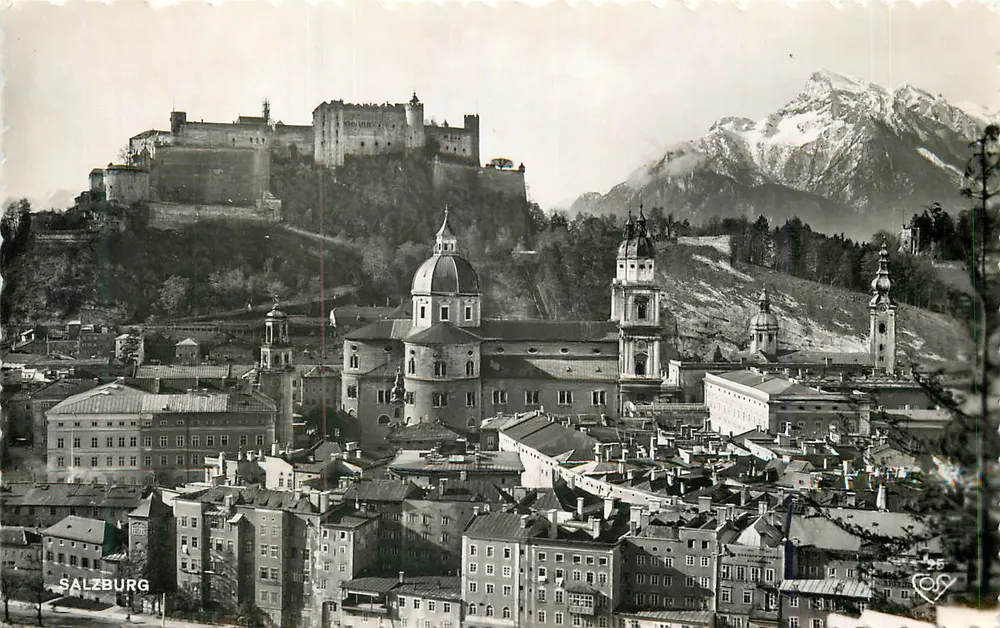 Salzburg — Blick auf das Altstadtviertel von der Imberg — Verlag Alfred Gründler, Nr. 55 - Vorderseite