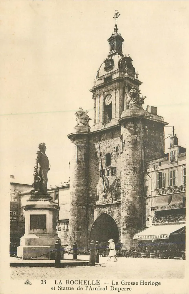 La Rochelle — Ansicht der Großen Uhr und Statue des Admirals Duperré — Cie des Arts Photomécaniques, Straßburg - Vorderseite