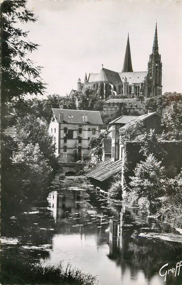 Chartres (Eure-et-Loir) — Bords de l'Eure et la Cathédrale — Éditions GREFF - Recto