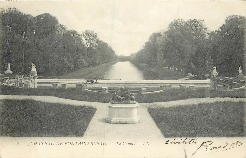 Castelo de Fontainebleau — O Canal — I.L. — civilités Rondot - Frente