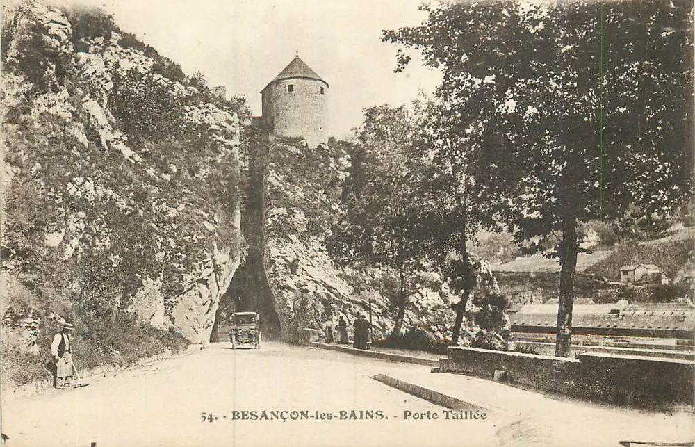 Besançon-les-Bains — Porta Cortada — Edições C. L. B. - Frente