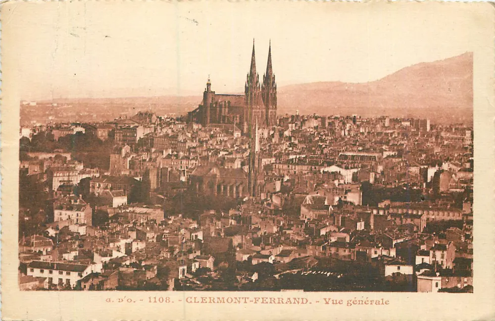 Clermont-Ferrand — Vue générale — éditeur g. d'O. n° 1108 - Frente