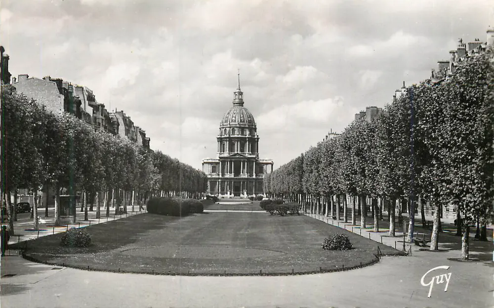 Place des Invalides — Ansicht der Kuppel — Guy - Vorderseite