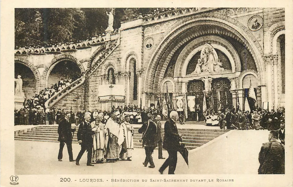 Lourdes — Bênção do Santo Sacramento diante do Rosário — Labouche Frères, Toulouse, n°200 - Frente