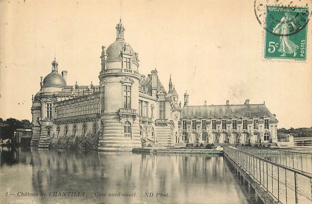 Castelo de Chantilly — Lado noroeste — ND Phot. - Frente
