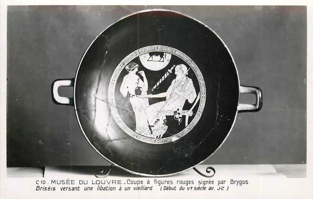 Museu do Louvre — Taça com figuras vermelhas assinada por Brygos — Início do século V a.C. - Frente