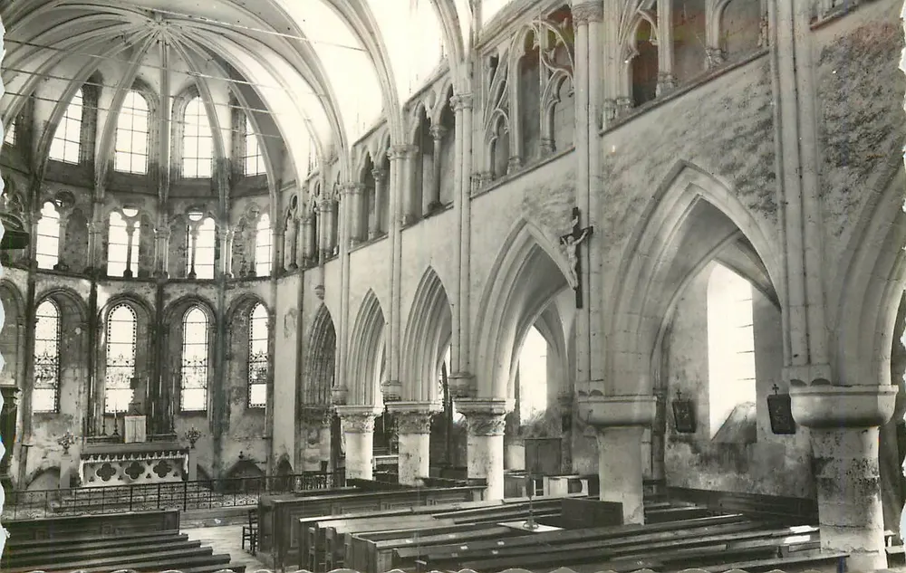 Innenansicht der Kirche von La Chapelle-sur-Crecy — 13. bis 14. Jahrhundert — Foto von Mathias Crecy - Vorderseite