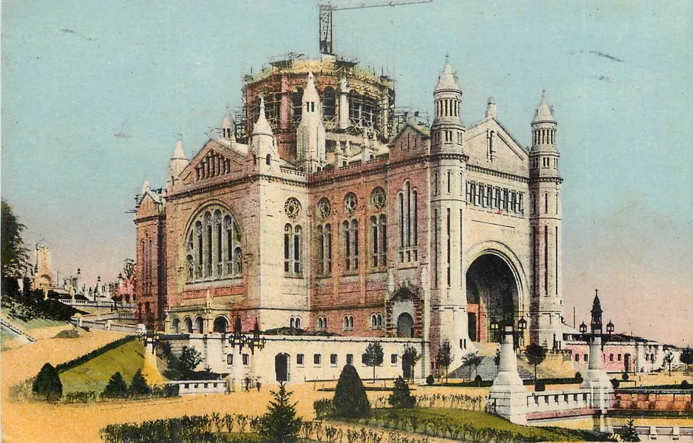 La Basilique — État actuel des travaux — Éditeur : LISIEUX - Recto