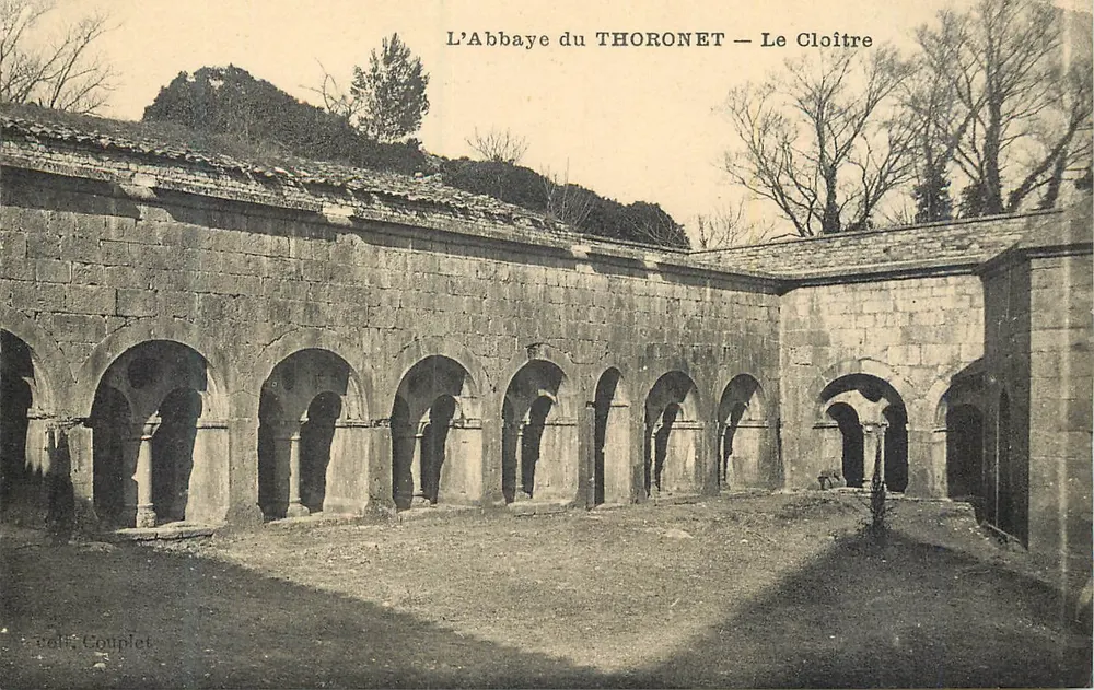 A Abadia do THORONET — O Claustro — Editor: Gouplet - Frente
