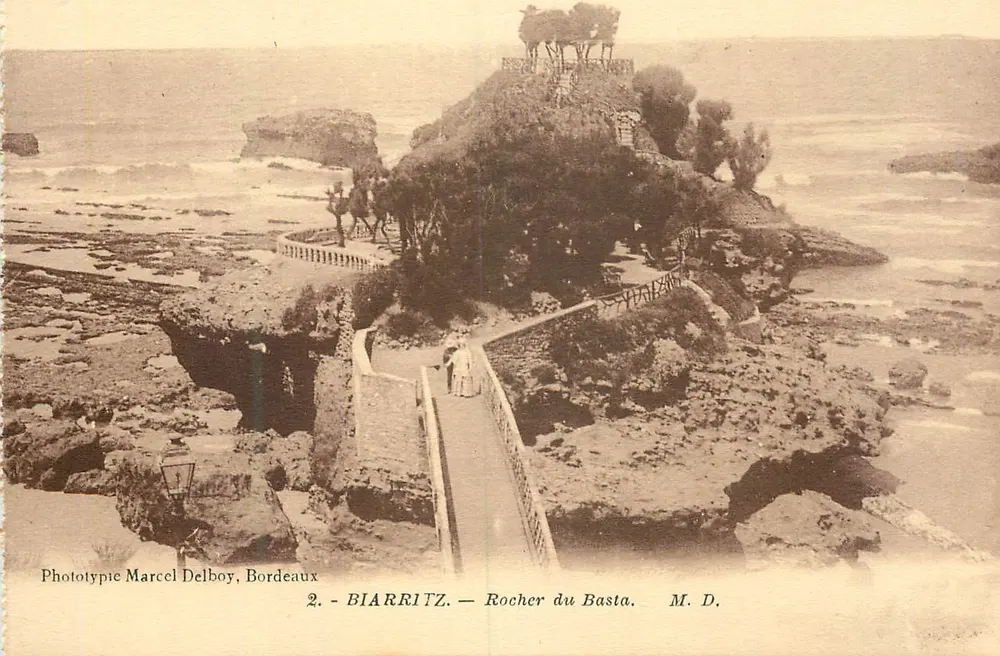 Biarritz — Rocher du Basta — Fototipia Marcel Delboy, Bordeaux - Frente