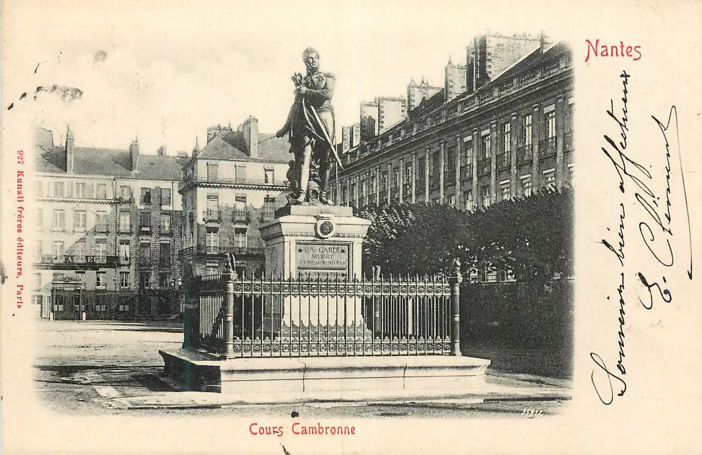 Estátua do Geral Cambronne — Place Cambronne — editada por Kanzli Frères, Paris, n° 927 - Frente