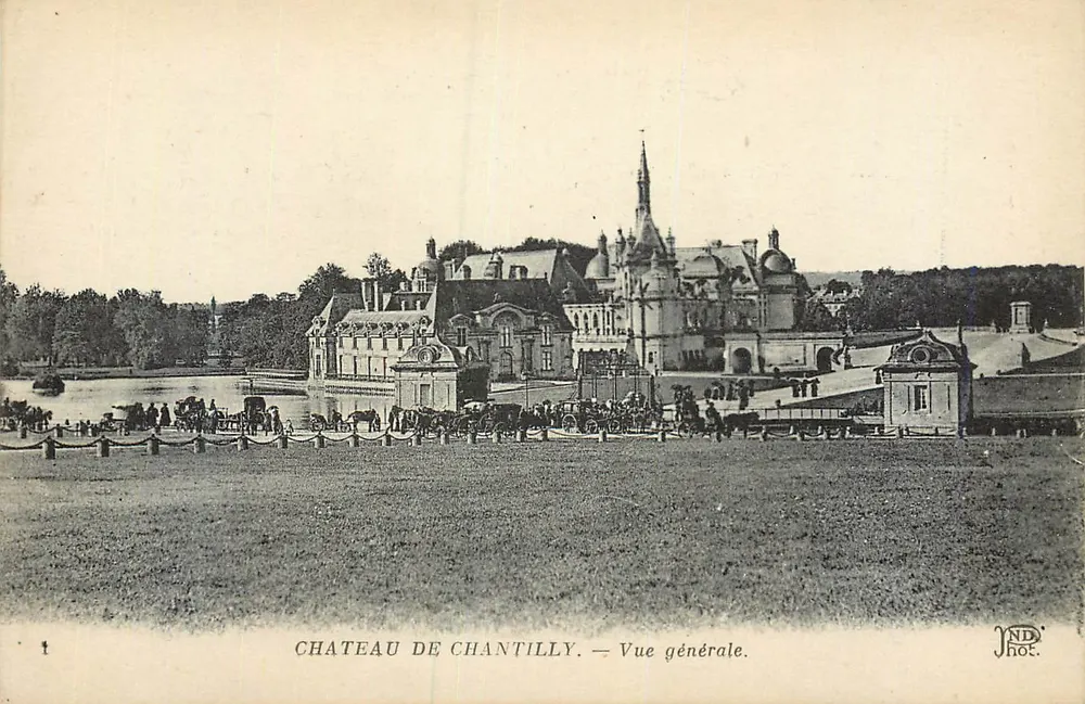 Castelo de Chantilly — Vista geral — JNDHoc. - Frente