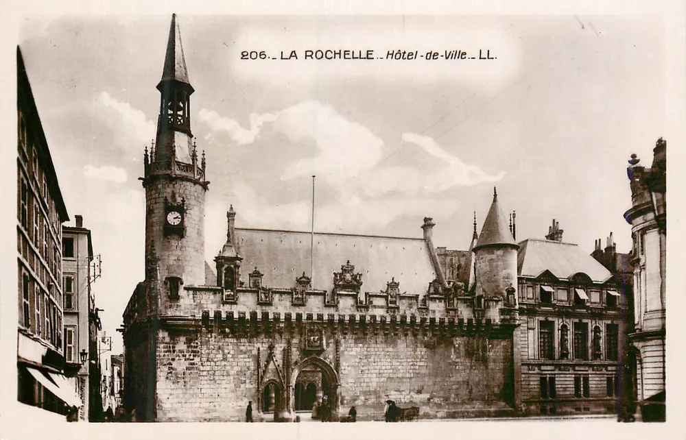 La Rochelle — Hotel-de-Ville — LL. — n° 206 - Frente