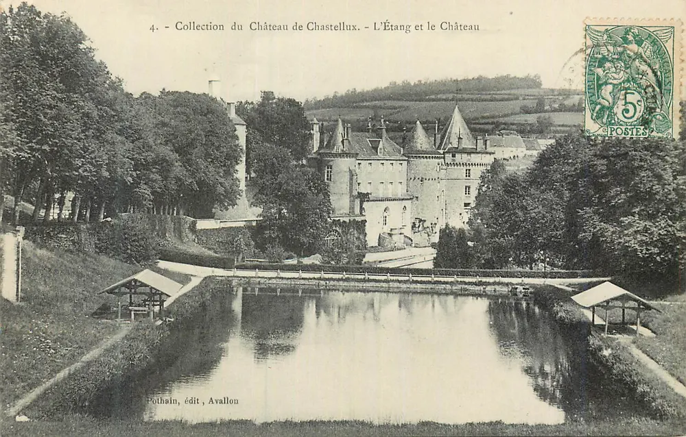 Château de Chastellux — L'Étang et le Château — Pôthain, édit, Avallon - Recto