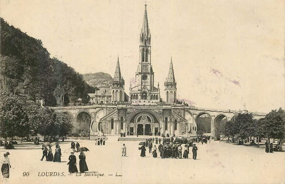 Lourdes — La Bastique — Imp. Lévy Fils & Cie, Paris, n°90 - Frente