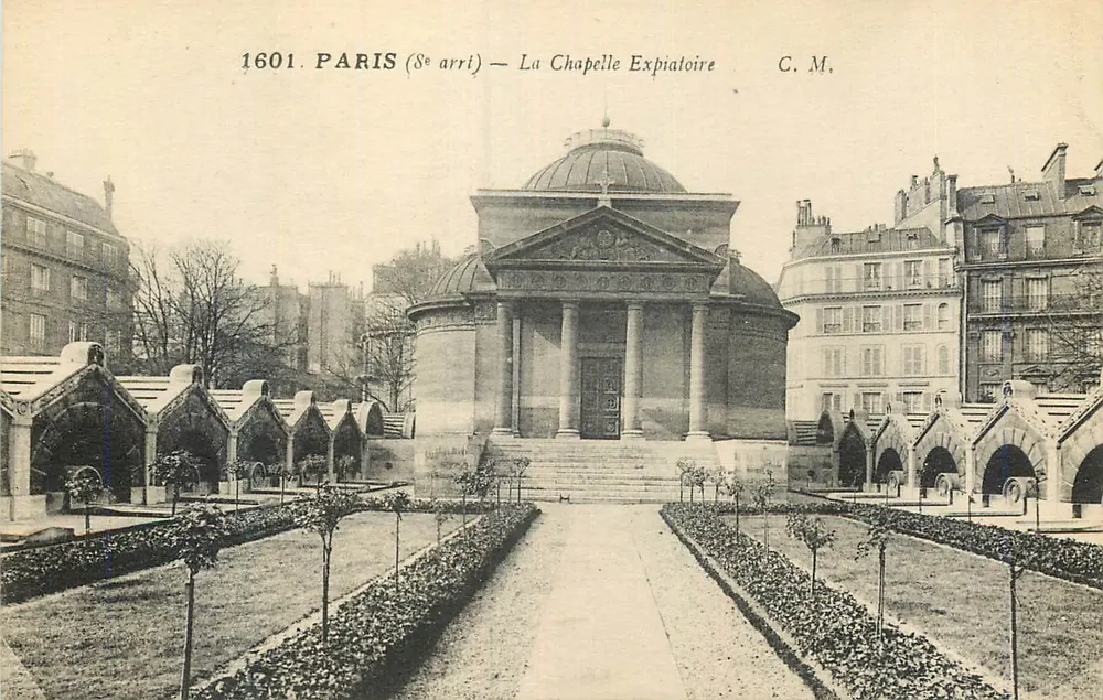 Paris (8º arrondissement) — A Capela Expiatória — C. M. - Frente