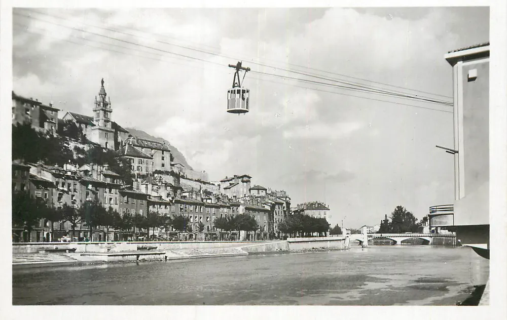 Grenoble — Téléphérique de la Bastille — L’Isère und Ste. Marie d’en haut — C.A.P. Strasbourg - Vorderseite