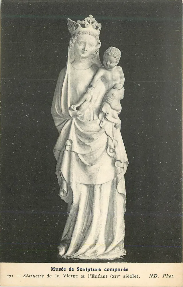 Statuette de la Vierge et l'Enfant — Musée de Sculpture comparée — ND. Phot. - Recto