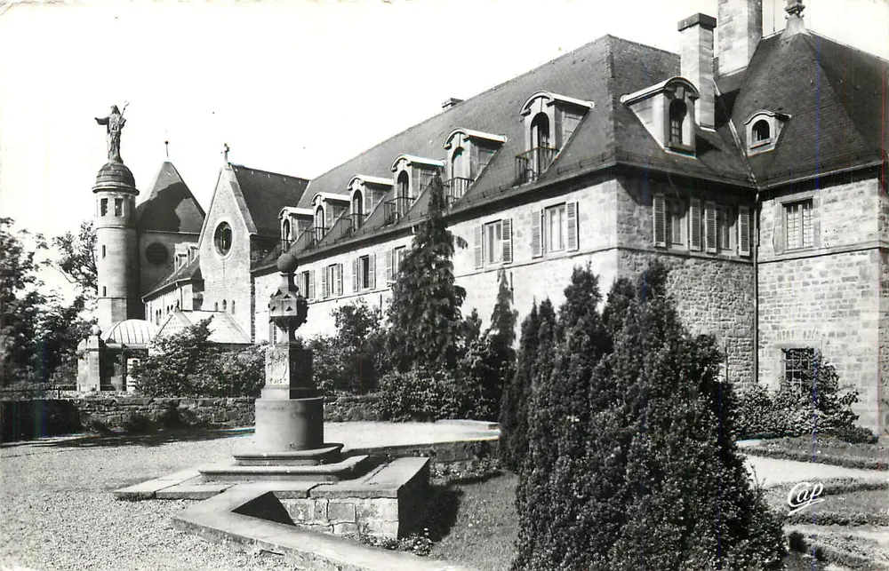 Mont Sainte-Odile — Terrasse des Konvents — Westseite — Verlag Cap - Vorderseite