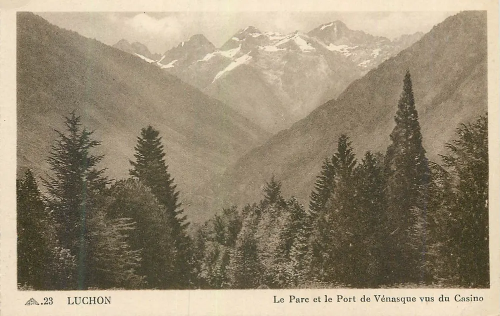 Luchon — Blick auf den Park und den Hafen von Vénasque vom Casino aus — n°23 - Vorderseite