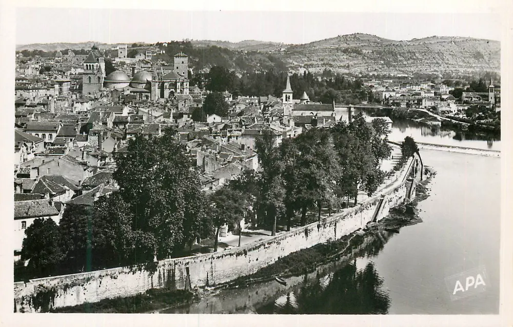 Cahors — Vista Geral — Sté des Cartes Postales APA - POUX - Albi - Frente