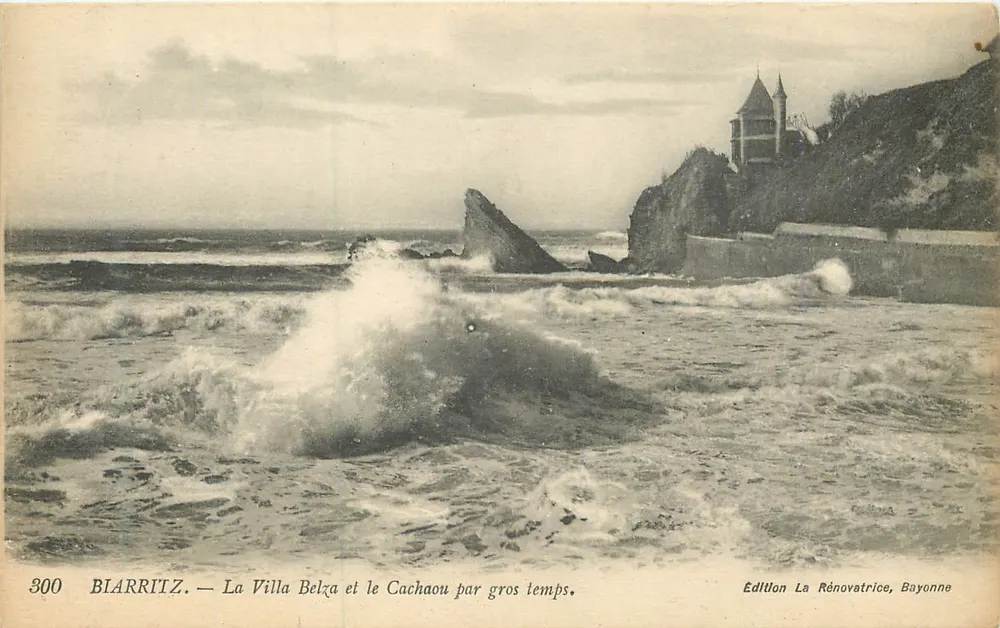 Biarritz — Ansicht der Villa Belka und Cachaoù bei stürmischem Wetter — Edition La Rénovatrice, Bayonne, Nr. 300 - Vorderseite