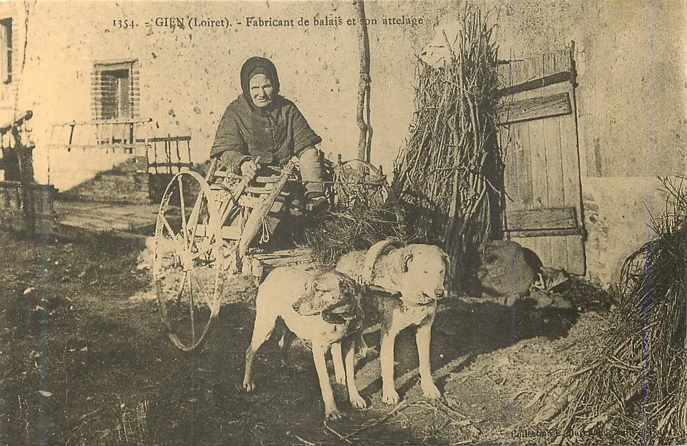 Gien (Loiret) — Besenmacher und sein Wagen — Verlag: Cécodi, Nr. 705 - Vorderseite