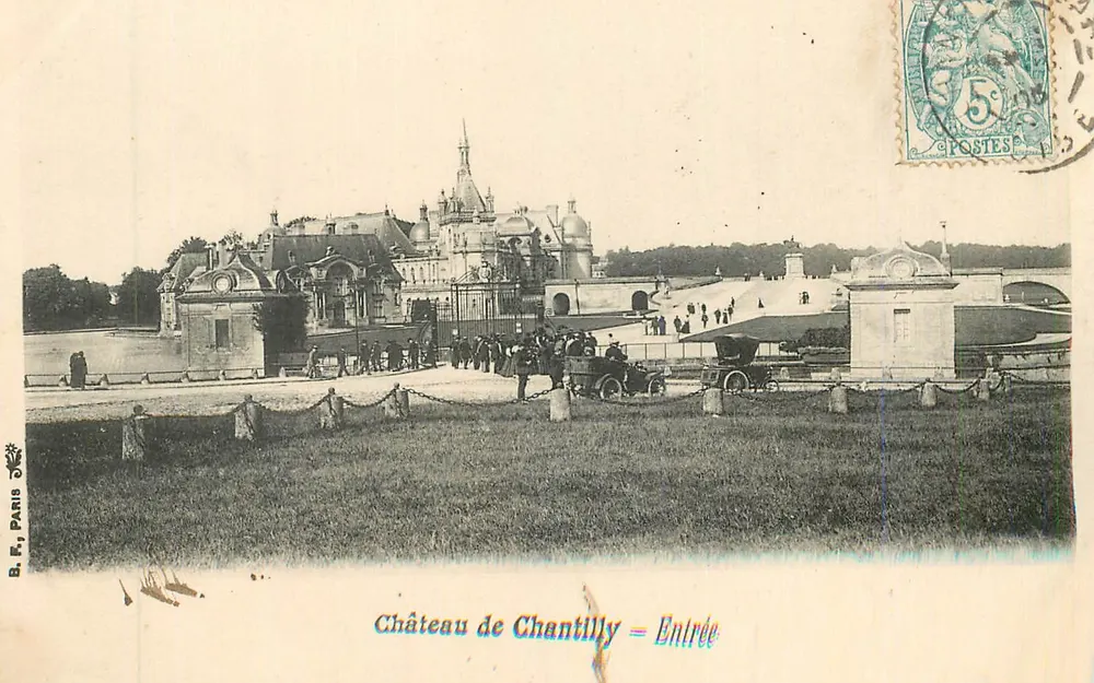 Castelo de Chantilly — Entrada — B. R., Paris - Frente