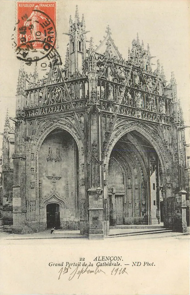 Alençon — Grand Portail de la Cathédrale — ND Phot. - Recto