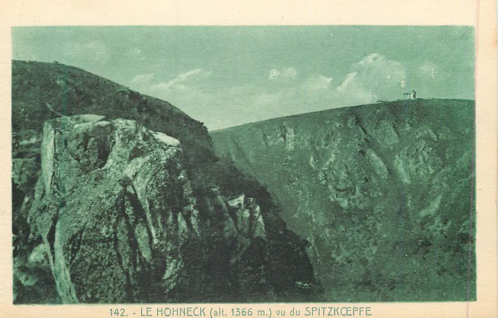 Le Hohnneck (alt. 1366 m.) vu du Spitzköpfe — carte postale n°142 — éditeur Cartes 'La Cigogne', Strasbourg - Recto