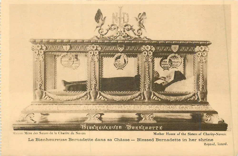 The Blessed Bernadette in her reliquary — Mother House of the Sisters of Charity of Nevers — Reprod. interd. - Front