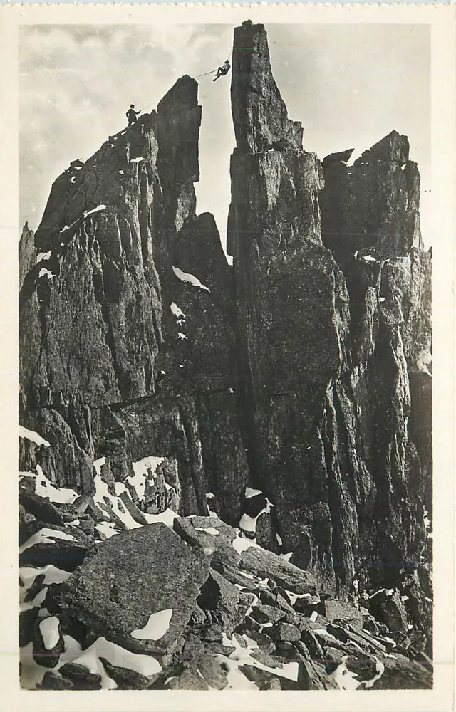 Clochetons du Plampraz — Chamonix — Wydawca Lettelier, 44 rue de Neurbien, Paryż - Awers