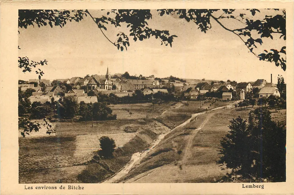 Os arredores de Bitche — Lemberg — Imp. d'Art HÉLIAS, Bitche - Frente