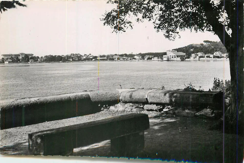 La Pointe d'Hendaye aus Sicht des Vieux Fort — « NOS BELLES PYRENEES » — E. C. Paris, n° 1303 - Vorderseite