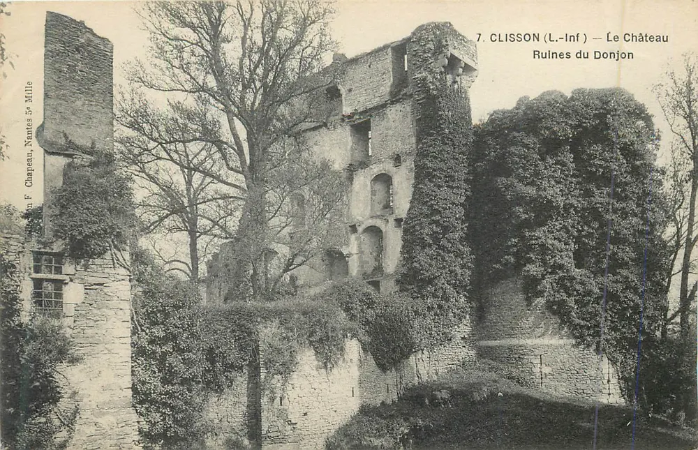 Clisson (L.-Inf.) — Zamek, Ruiny Wieży — F. Chapeau, Nantes 5e Mille - Awers