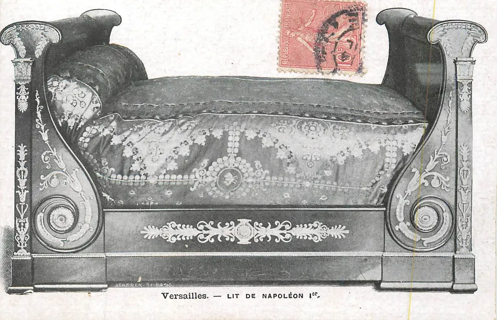 Versailles — Leito de Napoleão I — Staerck, Sceaux - Frente