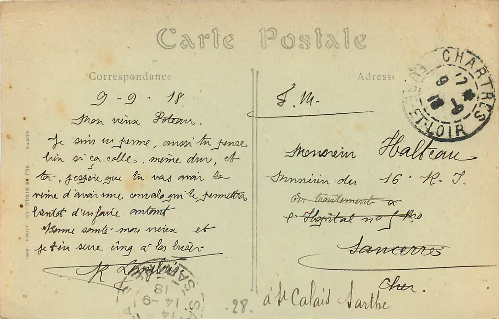 Chartres — O Liceu, lado da Capela — ND. Foto - Verso
