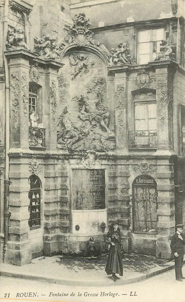 Rouen — Fontaine de la Grosse Horloge — LL - Recto