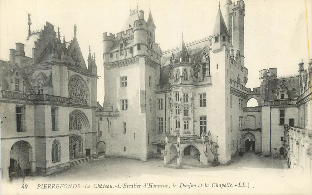 Pierrefonds - Das Schloss, Die Ehrenstiege, der Bergfried und die Kapelle - LL - n°49 - Vorderseite