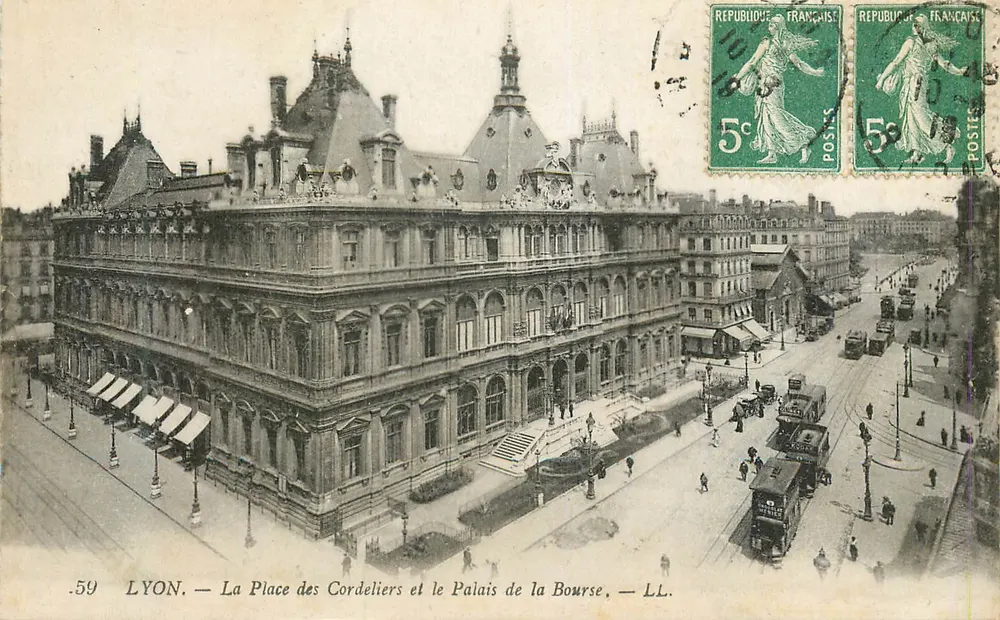 LYON. — Ansicht der Place des Cordeliers und des Palais de la Bourse. — LL. — N°59 - Vorderseite
