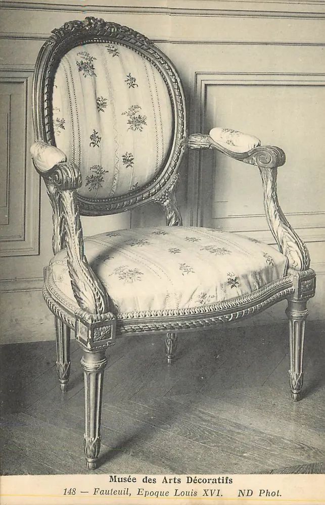 Fauteuil — Époque Louis XVI — Musée des Arts Décoratifs, ND Phot. - Recto
