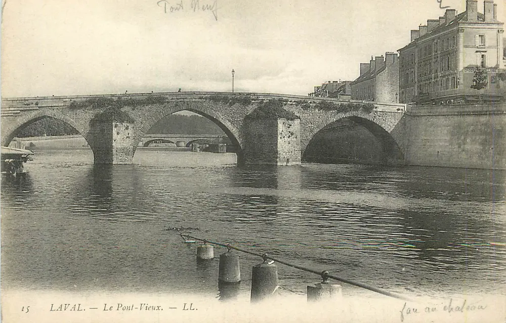 Laval — O Velho Ponte — LL. - Frente