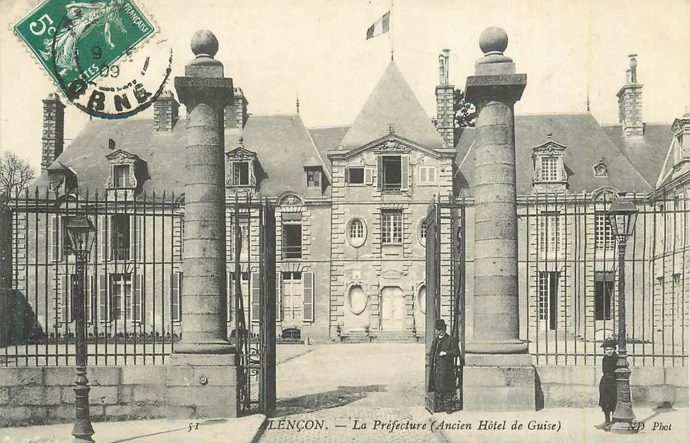 LENÇON — La Préfecture (Ancien Hôtel de Guise) — ND Phot - Recto