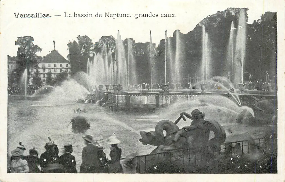 Versailles — Le bassin de Neptune, grandes eaux. - Recto