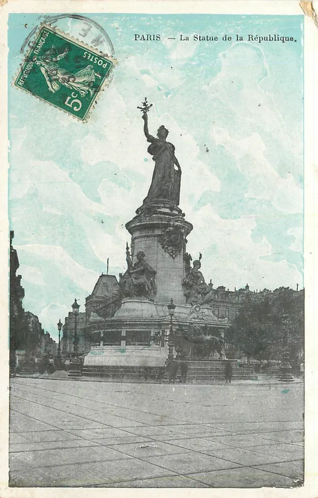 PARIS — A Estátua da República. — Editor não visível, número de série ilegível. - Frente