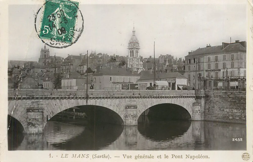 LE MANS (Sarthe) — Vue générale et le Pont Napoléon — éditeur ROSE, n° 2452 - Recto
