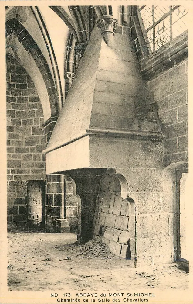 Schornstein der Saal der Ritter — Abtei Mont Saint-Michel — ND 173 - Vorderseite